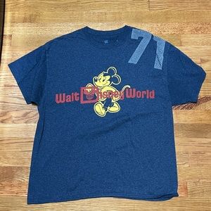 Disney Parks Mickey ‘71 T-shirt